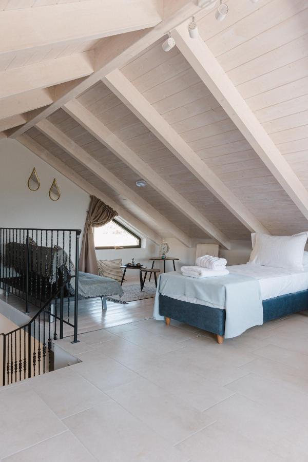 Ariti Luxury Apartment, 니키아나 외부 사진