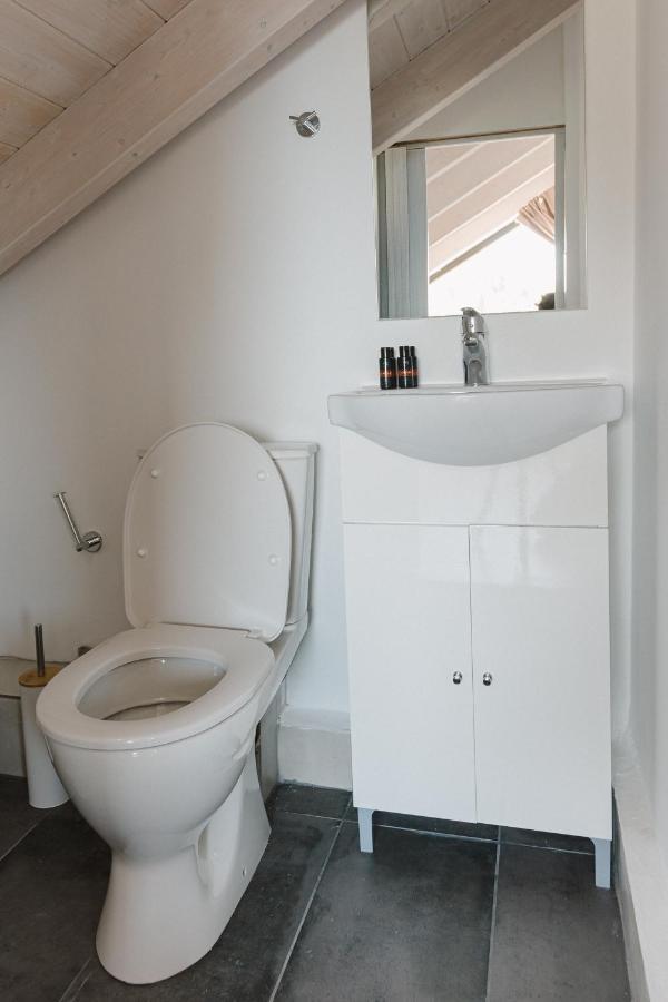Ariti Luxury Apartment, 니키아나 외부 사진